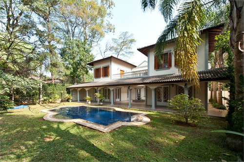 Imagem 1 de 30 de Casa Em Condomínio Para Venda E Locação, Com Privacidade Total Dentro De Uma Área Verde. - Reo19383