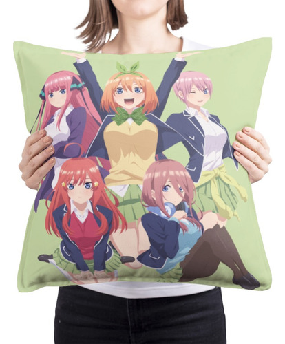 Cojin Almohada Quintillizas Anime Diseño Fondo Verde 45x45cm