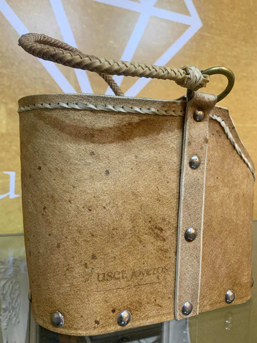 Imagen 4 de 5 de Matera En Cuero Crudo, Lonja Y Madera. Mates Tuset.