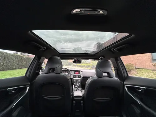 Volvo V40 2.0 T4 Drive-e R-design