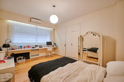 Excelente Departamento En La Mejor Cuadra De Recoleta