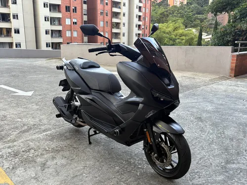 Moto Auteco Victory Black 2023