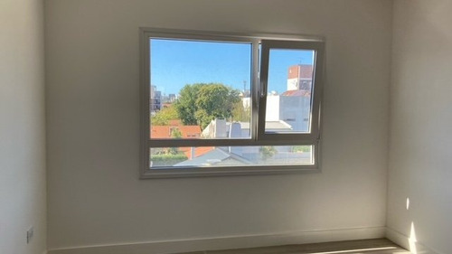 Imagen 9 de 30 de Semipiso 2 Amb A Estrenar Con Balcon Al Frente