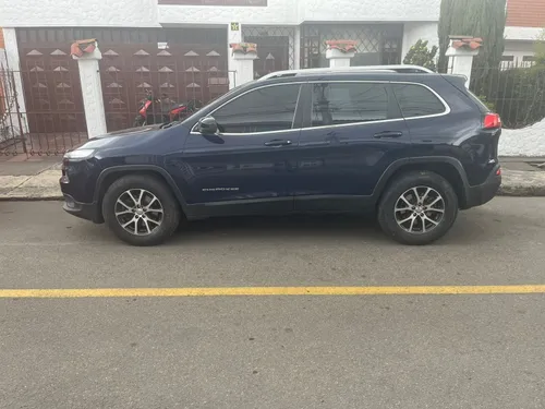 Jeep Cherokee 3.2 Longitude