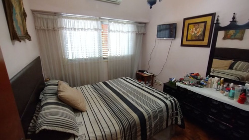 Casa 5 Amb En Venta En Villa Madero Con Pileta