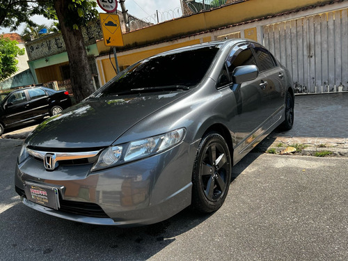 Honda Civic 1.8 Lxs Flex Aut. 4p