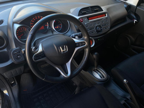 Imagem 4 de 14 de Honda Fit 2013 Flex