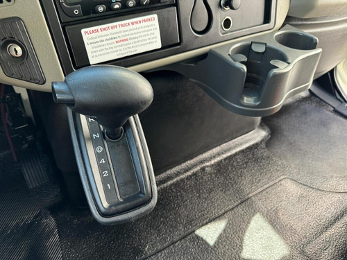 2016 International 4300 Caja Seca 24' Pies