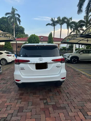 Toyota Fortuner 2.7l