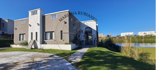 El Cantón Golf A La Laguna 