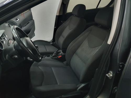 Peugeot 408 1.6 Active 115cv