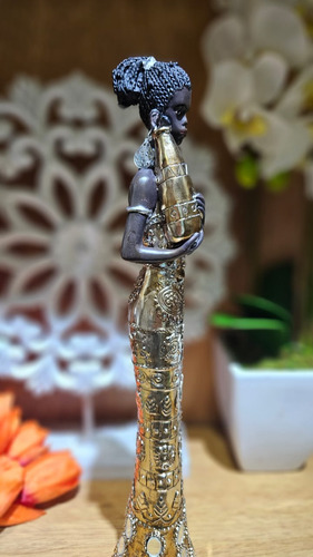 Escultura Mujer Africana Esbelta 33cm Elemento Etnico Deco Dorado