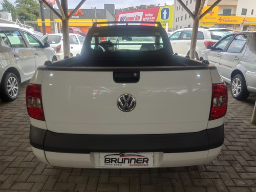 Imagem 6 de 7 de Volkswagen - Saveiro 1.6 Trend 2012