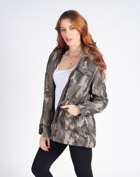 parka verde militar camuflada