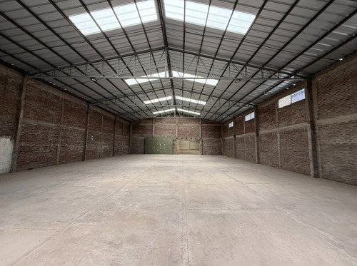 Se Arrienda Bodega