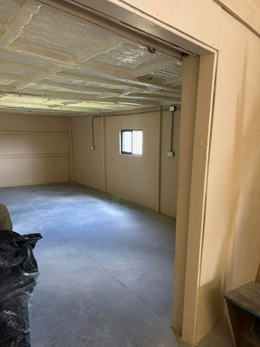 Amplia Bodega Comercial En Arriendo En Concepción