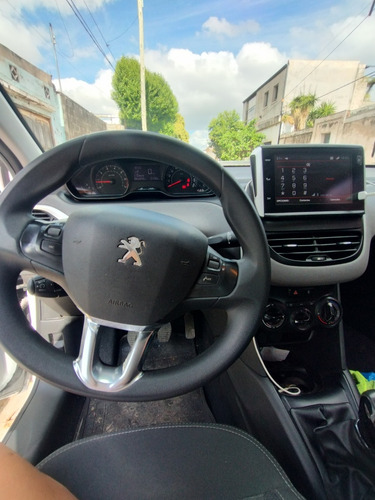 Peugeot 208 1.6 In Concert