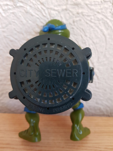 Tortuga Ninja Playmates 1991 Leonardo City Sewer (Usado)