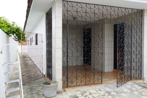 Imagem 3 de 10 de Casas - Ref: L2745