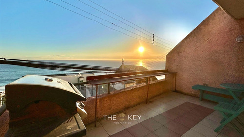 Departamento En Venta De 2 Dorm. En Viña Del Mar