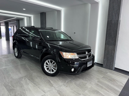 Dodge Journey 2.4 Sxt 7 Pasajeros Plus At