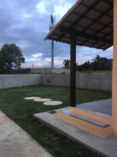 Casa À Venda Na Rua 42, Lote 47 Quadra 19, Jacaroá, Maricá - Rj - Liv-9975