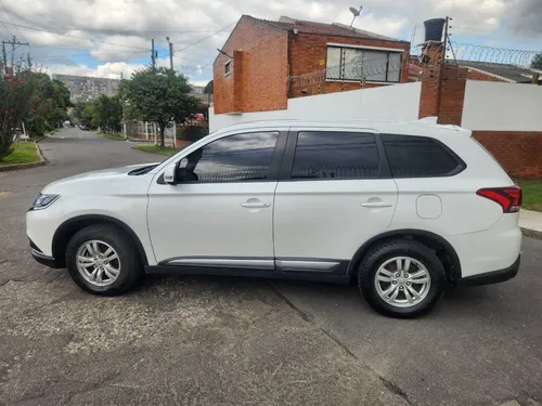 Mitsubishi Outlander 2.4 Kaiteki