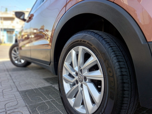 Imagen 4 de 18 de Volkswagen T-cross 1.6 Comfortline Mt 2019