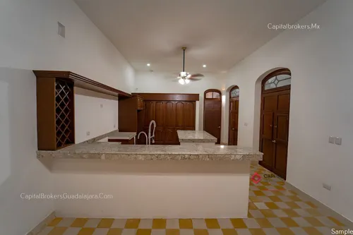 Casa Lujosa En Venta En Centro Histórico Mérida Remodelada