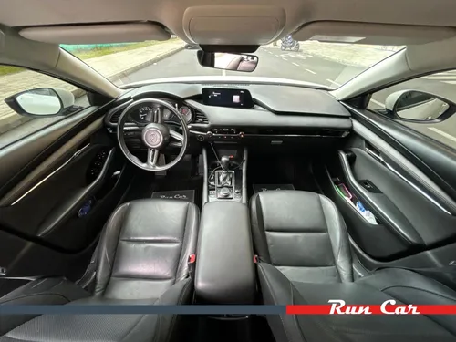 Mazda 3 2.0 Touring