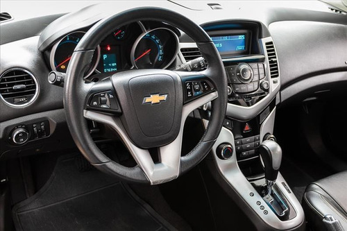 Imagem 6 de 11 de Chevrolet Cruze 1.8 Lt Sport6 16v