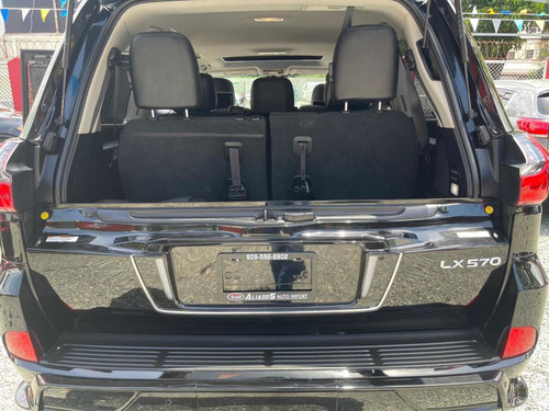 Imagen 12 de 15 de Lexus Lx 570 Sports Suprema 2017