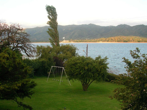 Casa Chalet Sobre La Costa Del Lago San Roque