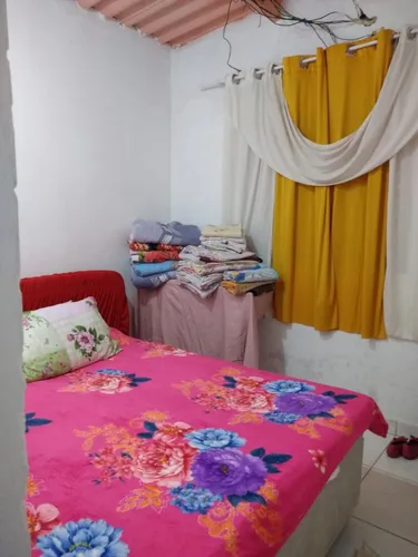Casa De 2 Quartos 1 Sala 1 Banheiro