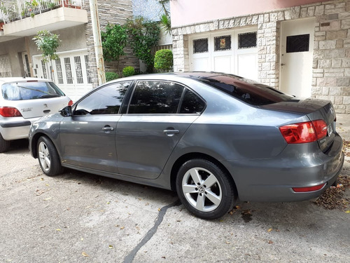 Volkswagen Vento 2.5 Luxury 170cv