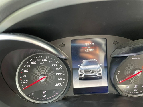 Imagen 9 de 13 de Mercedes-benz Clase Glc 2019 2.0 300 Sport At