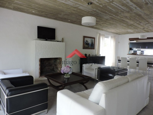 Espectacular Casa En Venta - Ref: 5950