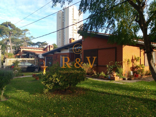 Imagen 4 de 10 de Casa De 3 Dormitorios Y 2 Baños En Venta