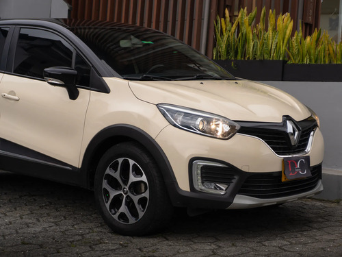 Renault Captur 2.0 Intens Automática