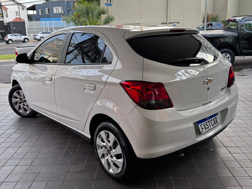 Chevrolet Onix 1.4 MPFI LT 8V FLEX 4P AUTOMÁTICO