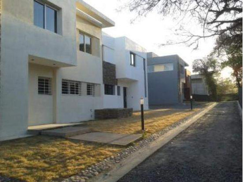 Alquiler Duplex En Villa Warcalde, Housing La Pedrera