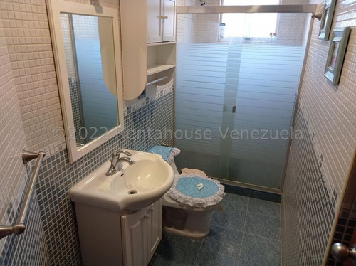 Imagen 14 de 16 de Leida Falcon Rentahouse Vende Townhouse En Mañongo Naguanagua 22-27584 Lf