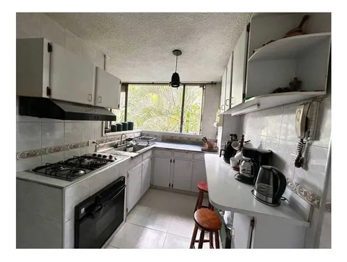 Apartamento En Venta Poblado Transversal Inferior