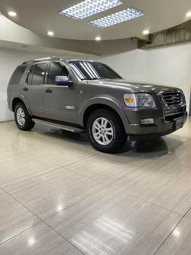 Ford Explorer Limited 2010