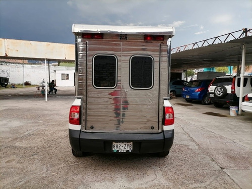 Imagen 8 de 15 de Volkswagen Saveiro 2015 1.6 Highline Ee Mt
