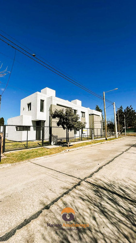 Duplex - Dos Dormitorios - Barrio Residencial San José