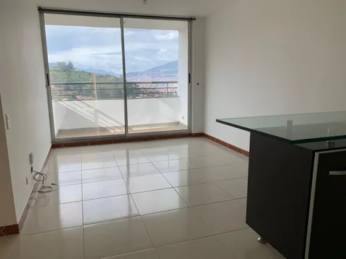Vendo Apartamento En Parte Baja De La Loma De Los Bernal