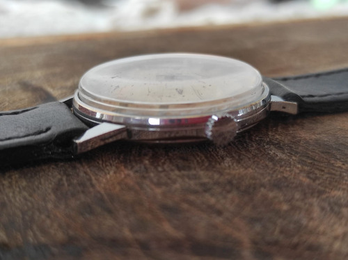 Reloj Renis 17 Rubis ( Oportunidad ) Swiss Coleccion Negro Plateado Champagne (Usado)