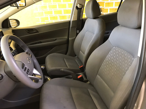Hyundai HB20S 1.0 Comfort Flex 4P