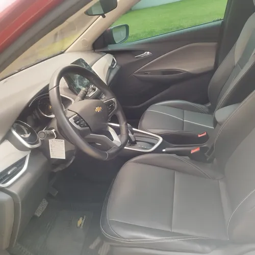 Chevrolet Onix 1.0T Premier Sedan At